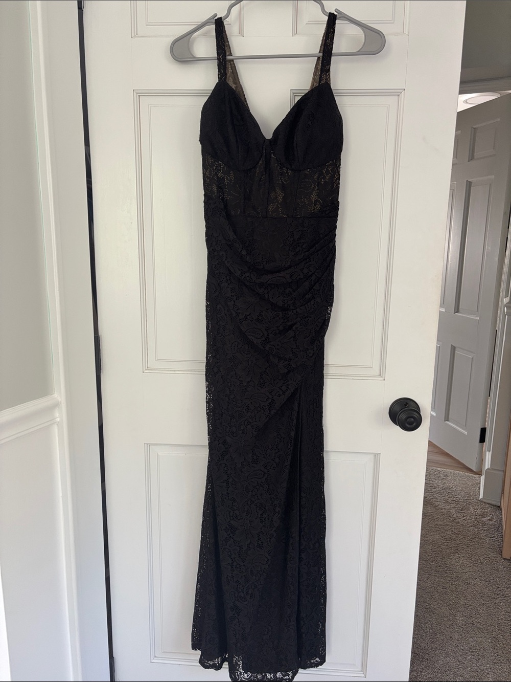 Black Lace Maxi Dress with Sweetheart Neckline